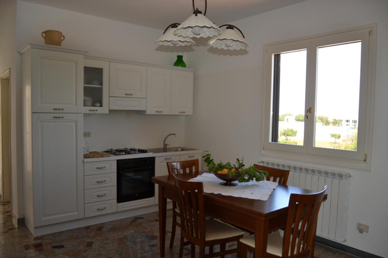 Residenza "I Tre Carrubi " Villa Фазано Екстериор снимка